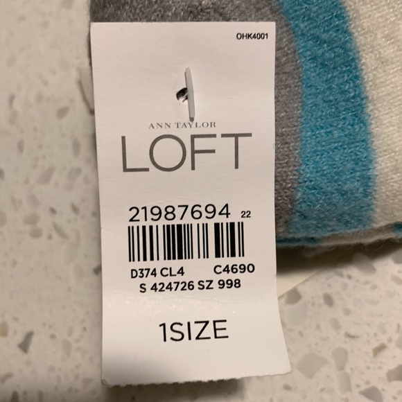 LOFT Polar Bear and Stripes 2-Pack Cozy Socks New With Tag - Picture 5 of 8